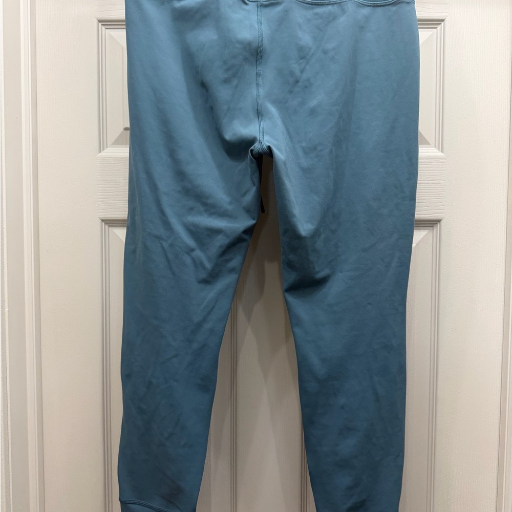 Vuori Slate Blue Performance Leggings - Picture 2 of 3